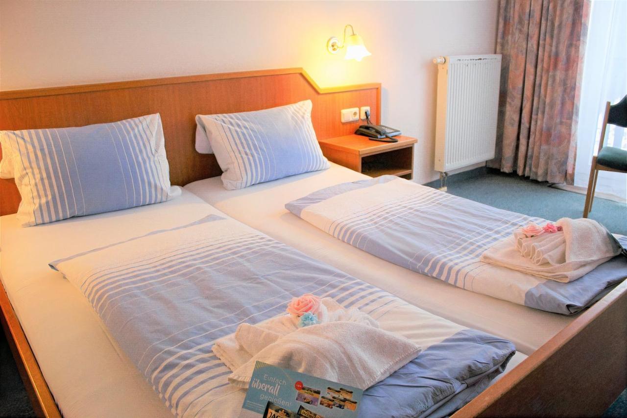 Waldhotel Feldbachtal Neuhaus am Rennweg Εξωτερικό φωτογραφία